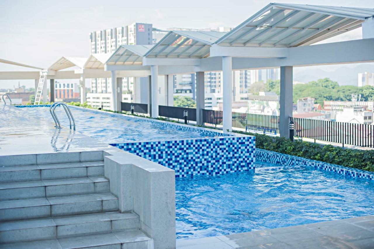 Octagon Premium Ipoh Town Center By Grab A Stay מראה חיצוני תמונה
